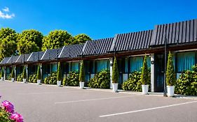 Gothic Heights Motel